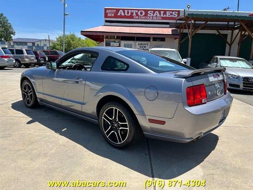 2007 Ford Mustang GT Premium