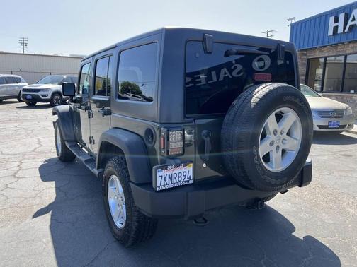 2015 Jeep Wrangler Unlimited Sport