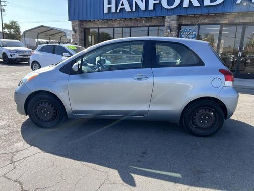 2009 Toyota Yaris S