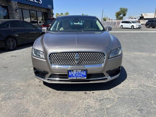 2019 Lincoln Continental Select