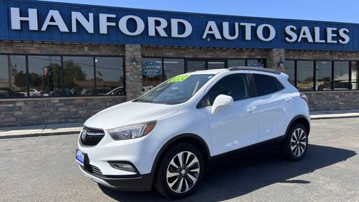 Summit White 2018 Buick Encore Preferred II