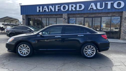 2011 Chrysler 200 Limited