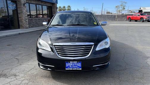 2011 Chrysler 200 Limited