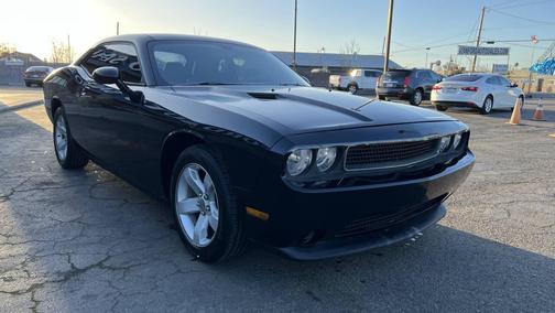 2014 Dodge Challenger SXT