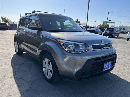 2016 Kia Soul Base