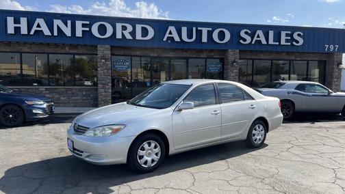 2004 Toyota Camry LE