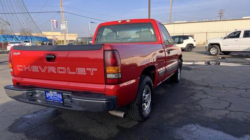 2002 Chevrolet Silverado 1500 Base