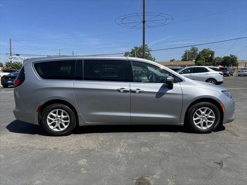 2018 Chrysler Pacifica Touring
