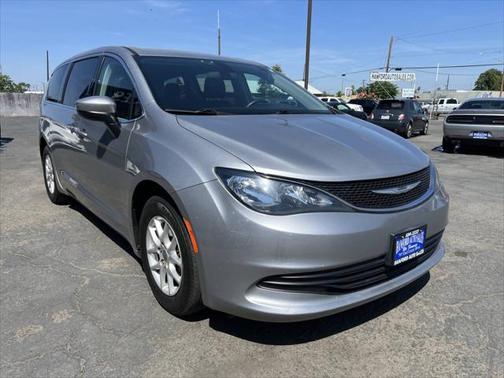 2018 Chrysler Pacifica Touring