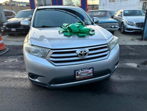 2013 Toyota Highlander SE