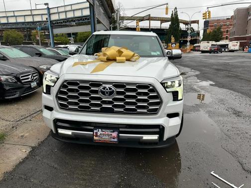 2024 Toyota Sequoia Capstone