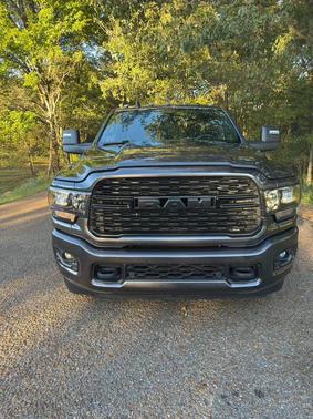 2023 RAM 2500 Big Horn Crew Cab 4x4 6'4' Box
