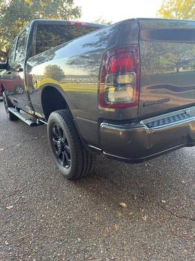 2023 RAM 2500 Big Horn Crew Cab 4x4 6'4' Box