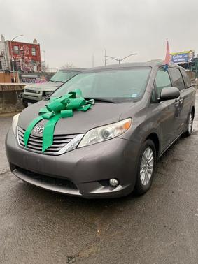 2016 Toyota Sienna XLE Premium