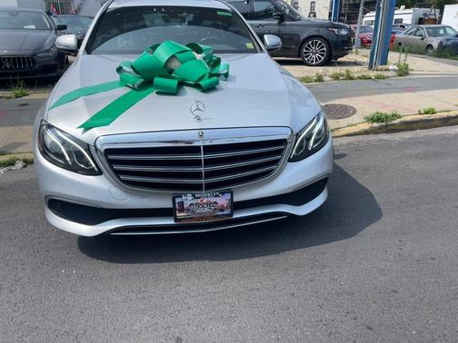 2017 Mercedes-Benz E-Class 4MATIC