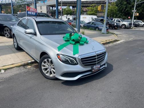 2017 Mercedes-Benz E-Class 4MATIC