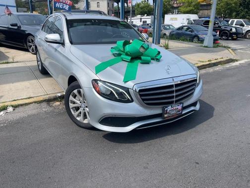 2017 Mercedes-Benz E-Class 4MATIC