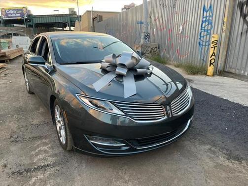 2016 Lincoln MKZ Base