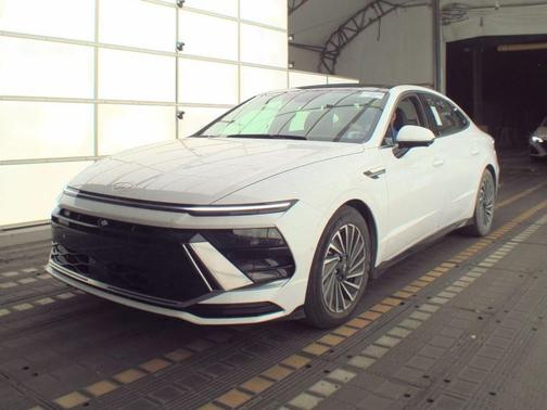 2024 Hyundai SONATA Hybrid Limited