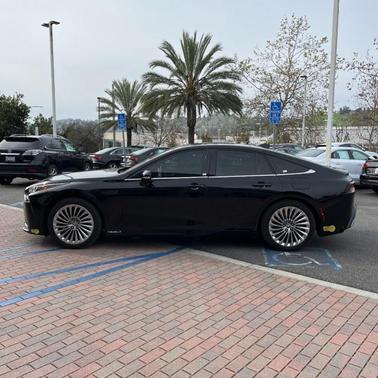 2021 Toyota Mirai Base