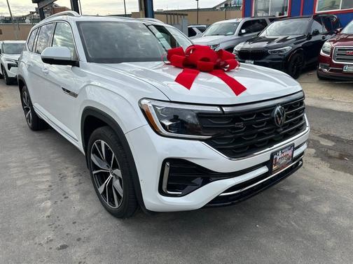 2024 Volkswagen Atlas 2.0T SEL Premium R-Line 4MOTION