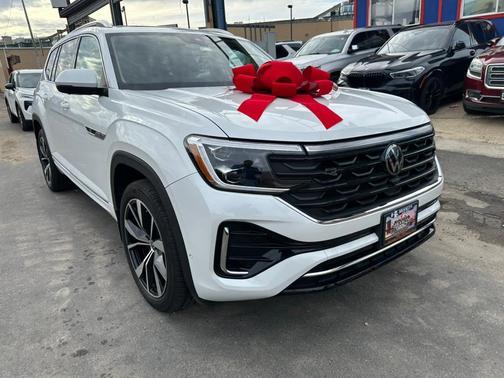 2024 Volkswagen Atlas 2.0T SEL Premium R-Line 4MOTION