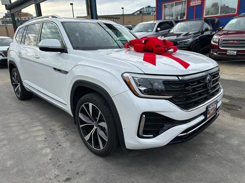 2024 Volkswagen Atlas 2.0T SEL Premium R-Line 4MOTION