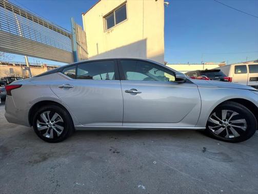 2020 Nissan Altima S FWD