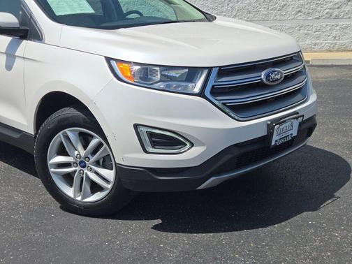 Oxford White 2018 Ford Edge SEL