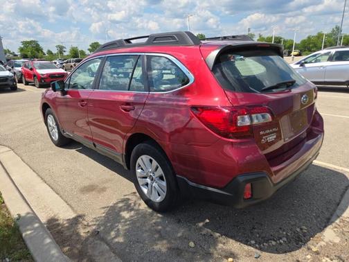 2019 Subaru Outback 2.5i