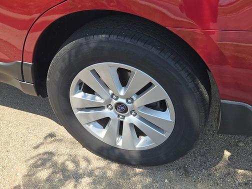 2019 Subaru Outback 2.5i