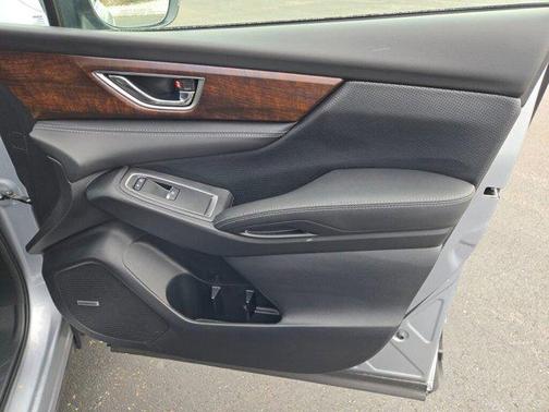 2025 Subaru Ascent Touring 7-Passenger