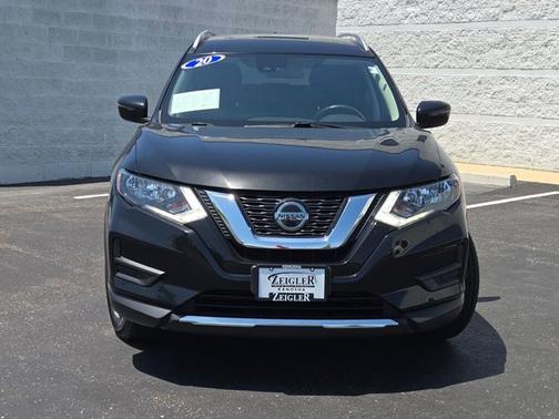 2020 Nissan Rogue SV