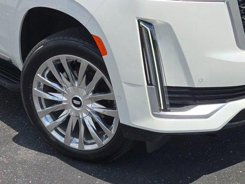 2022 Cadillac Escalade Premium Luxury