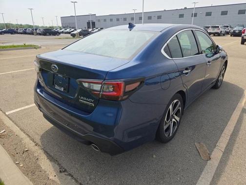2022 Subaru Legacy Touring XT