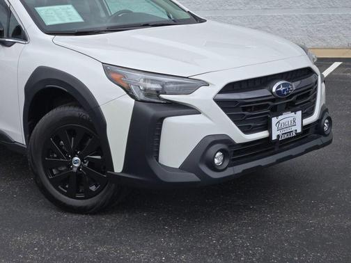 Crystal White Pearl 2024 Subaru Outback Premium