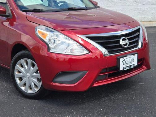 2016 Nissan Versa 1.6 SV