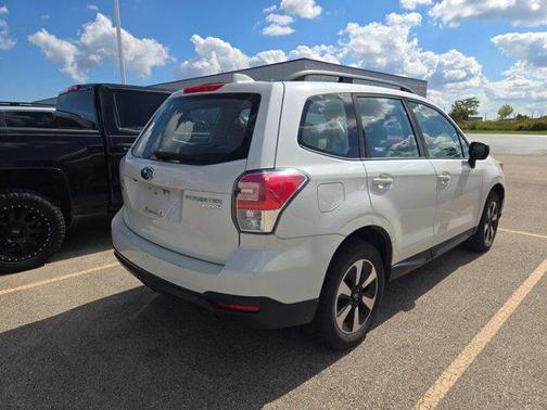 2017 Subaru Forester 2.5i