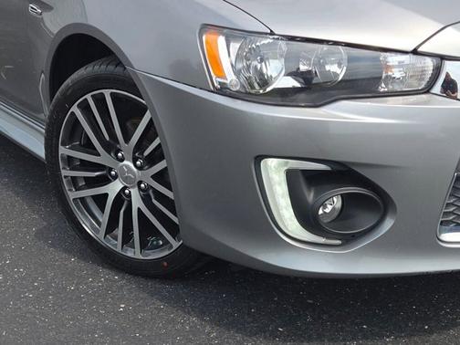2017 Mitsubishi Lancer SE