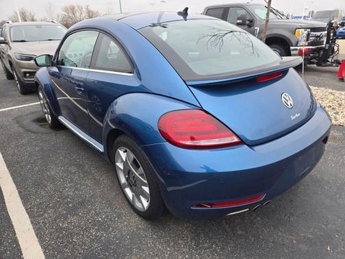 2018 Volkswagen Beetle 2.0T SE