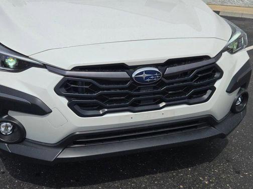 Crystal White Pearl 2024 Subaru Crosstrek Limited