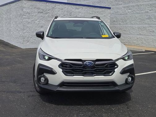 Crystal White Pearl 2024 Subaru Crosstrek Limited
