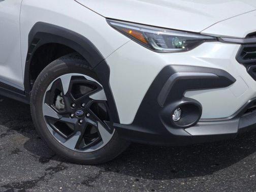 Crystal White Pearl 2024 Subaru Crosstrek Limited