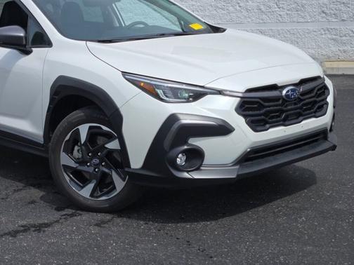 Crystal White Pearl 2024 Subaru Crosstrek Limited