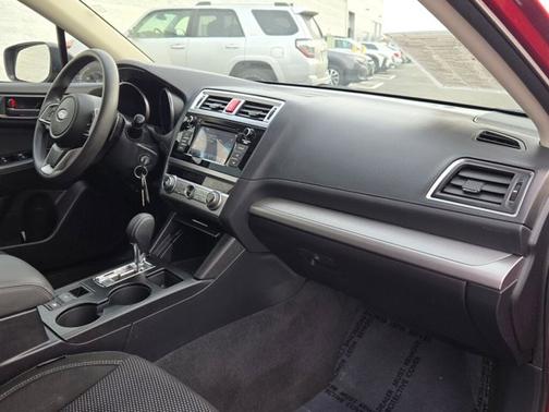 2019 Subaru Outback 2.5i