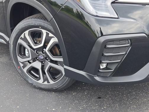 2025 Subaru Ascent Touring
