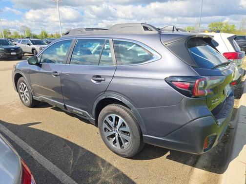 Magnetite Gray Metallic 2020 Subaru Outback Base