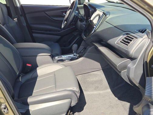 Autumn Green Metallic 2026 Subaru Ascent Premium 8-Passenger
