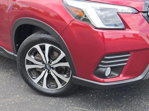 Crimson Red Pearl 2023 Subaru Forester Limited