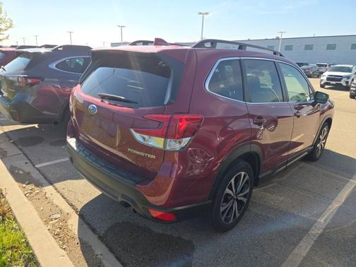 Crimson Red Pearl 2023 Subaru Forester Limited